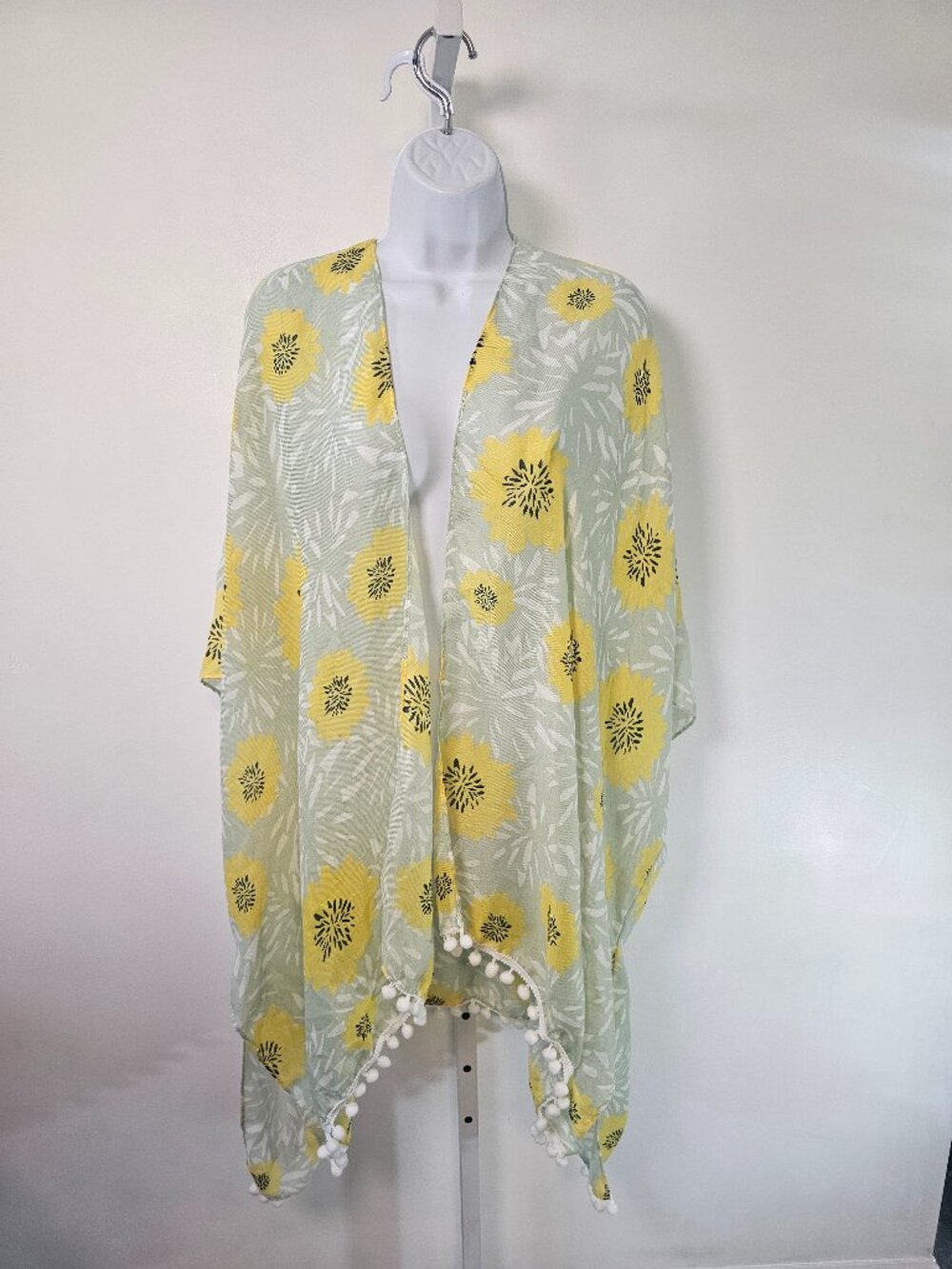 Tahari Kimono Green Yellow Floral Boho Festival Casual Coastal OSFM NWT